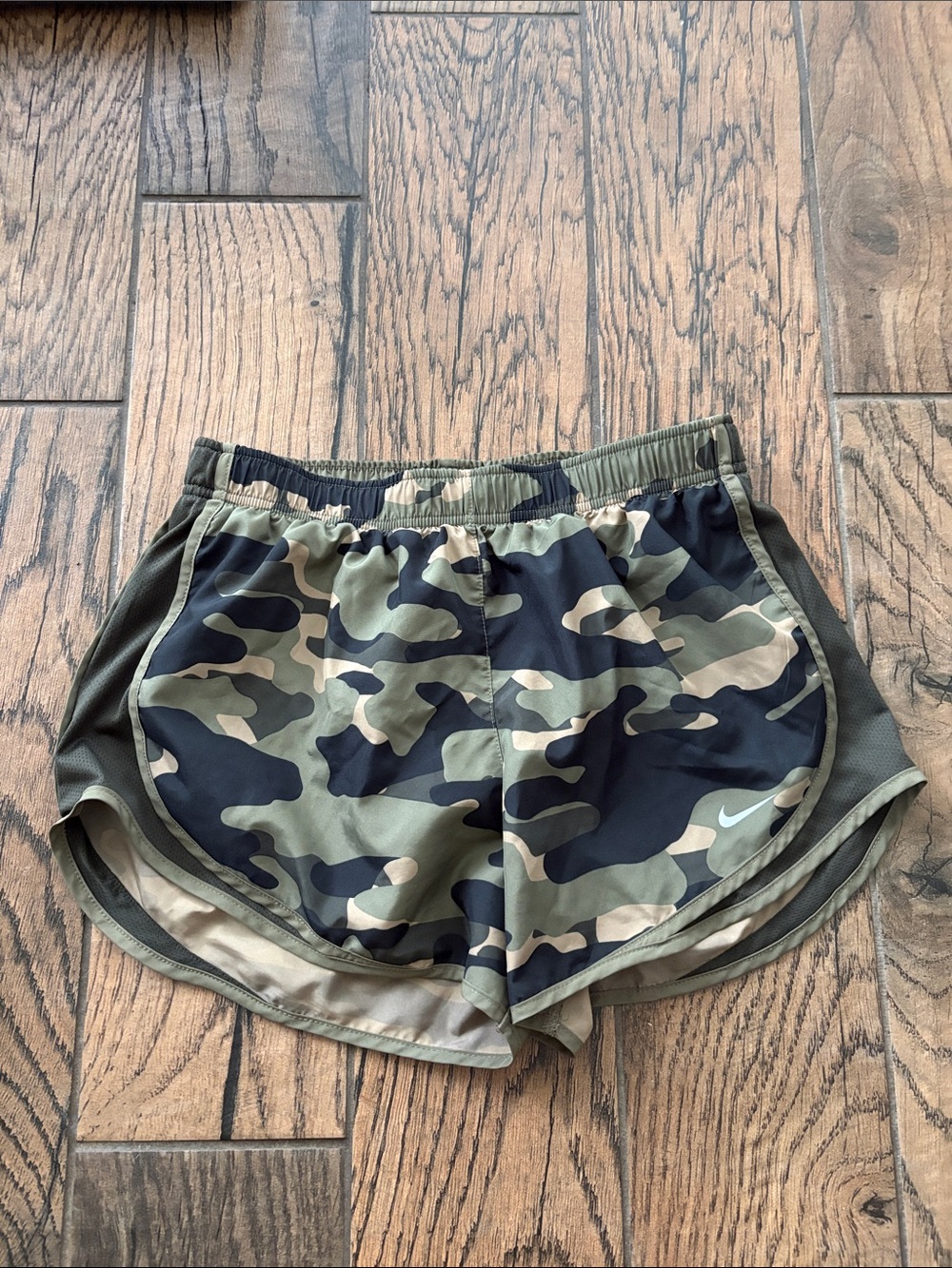 Nike Tempo 3" inseam shorts sz Medium
